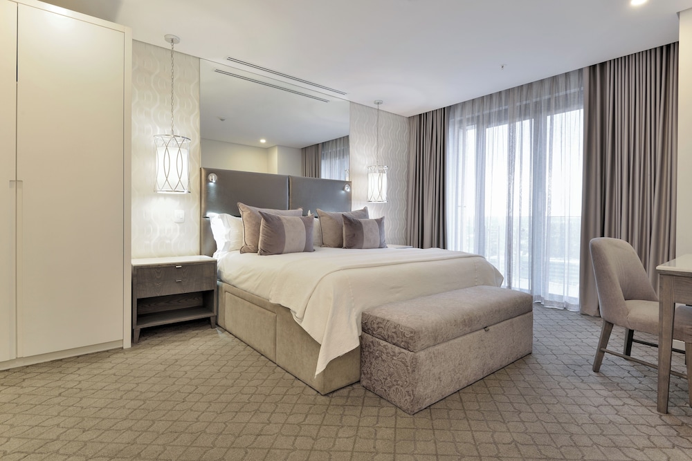 2 Bedrooms, Luxury, Apartment, King and Queen Bed