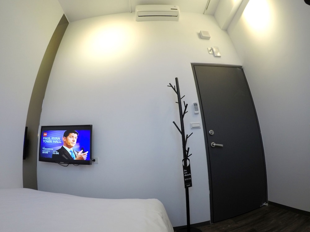 Lutel Hotel 80/100