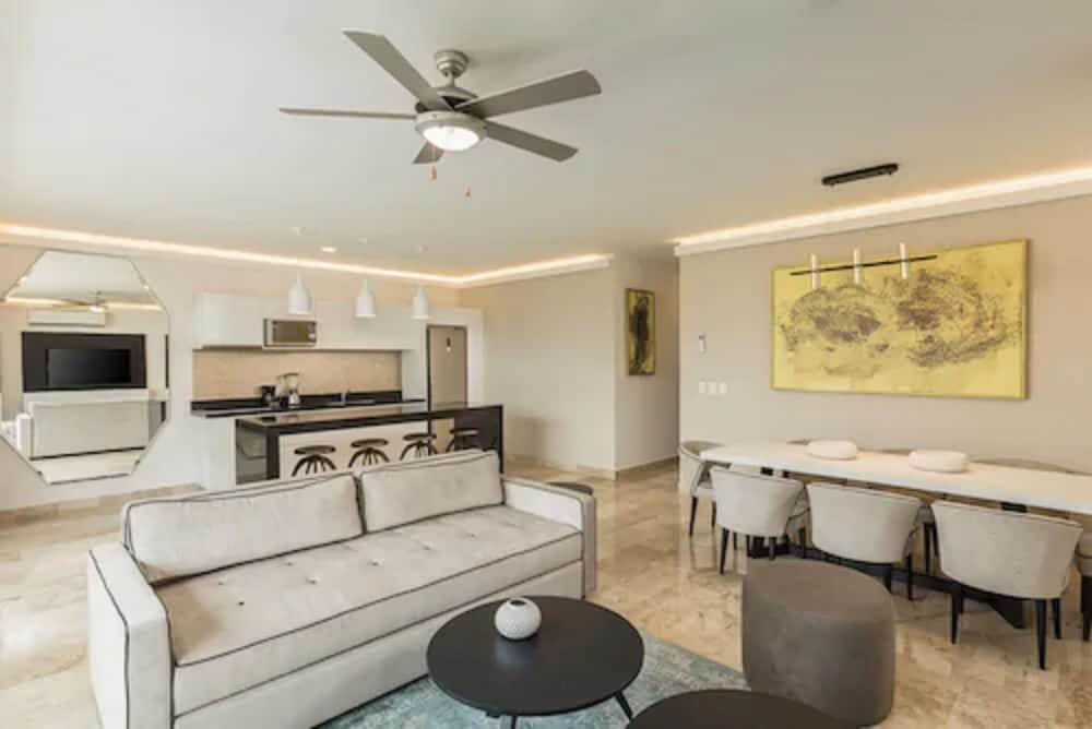 Serenity Hotel Boutique 41/70