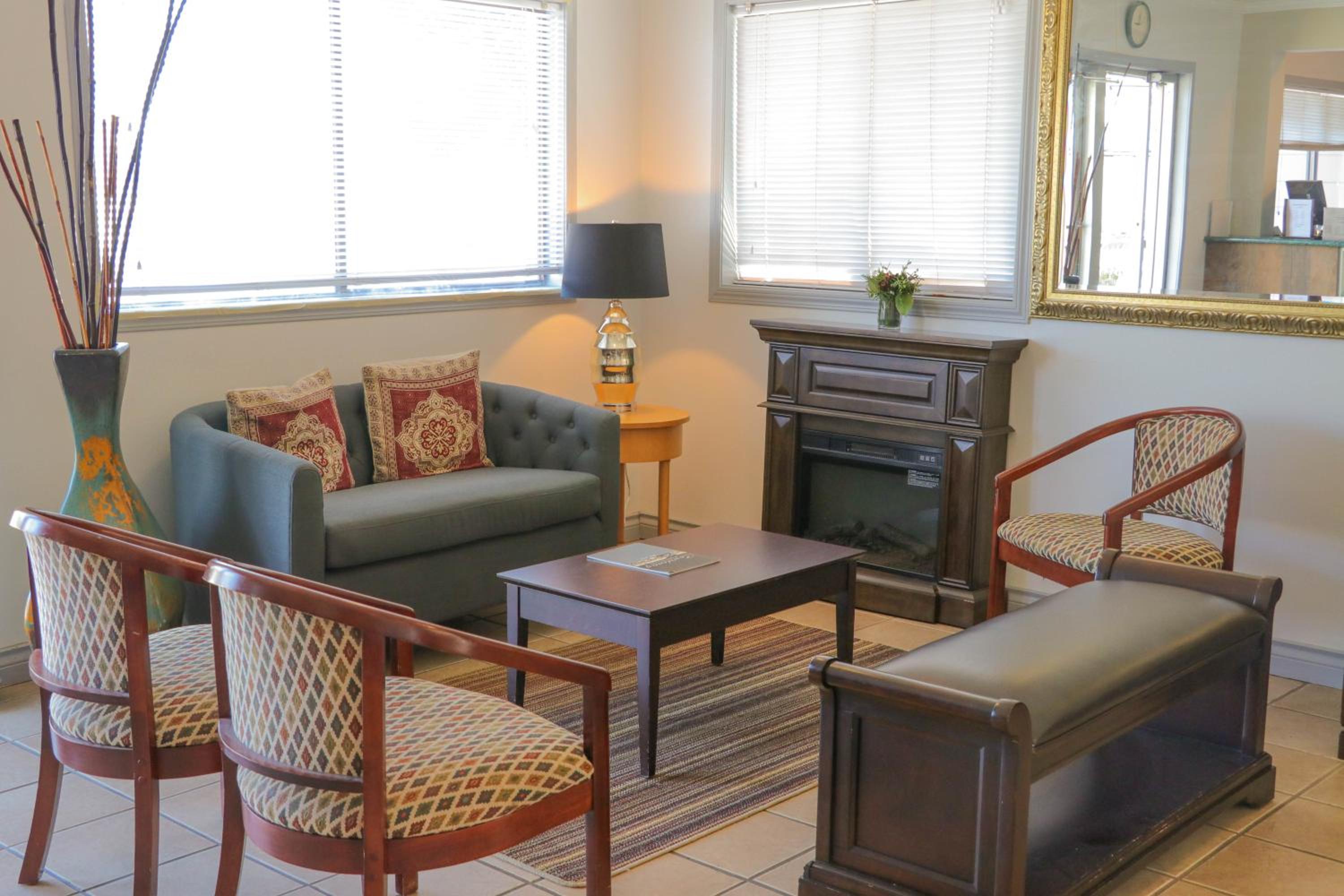 Waterfront Suites And Marina 20/29