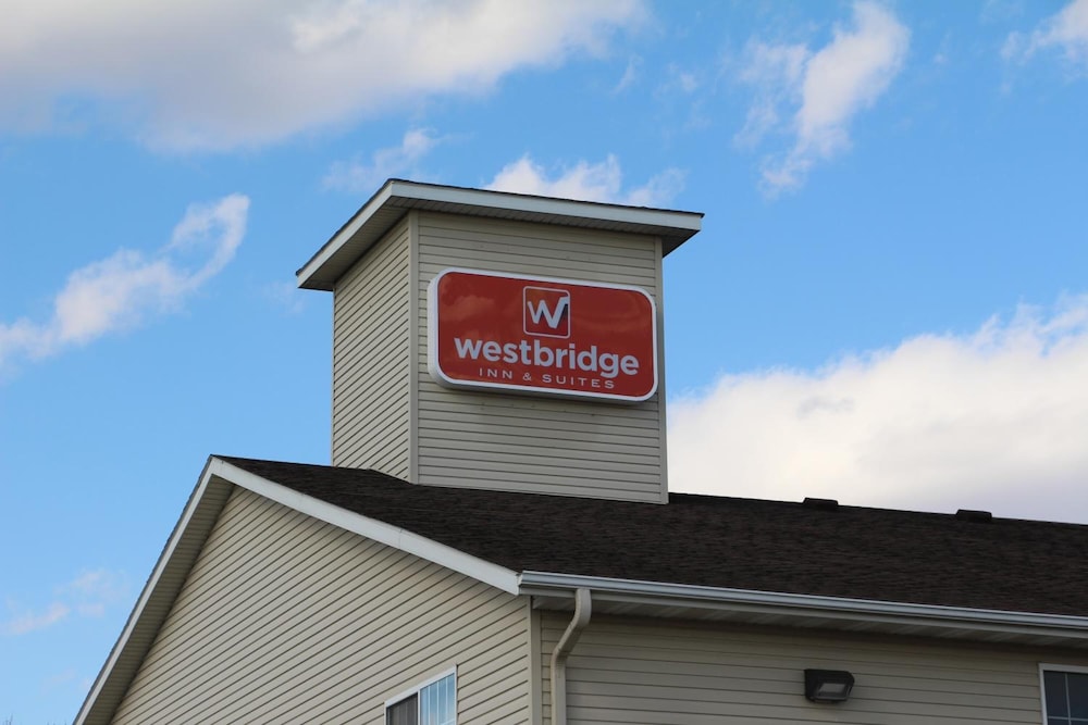 Westbridge Inn & Suites Carrollton 1/18