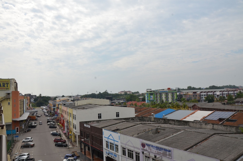 Riverview Hotel 30/33