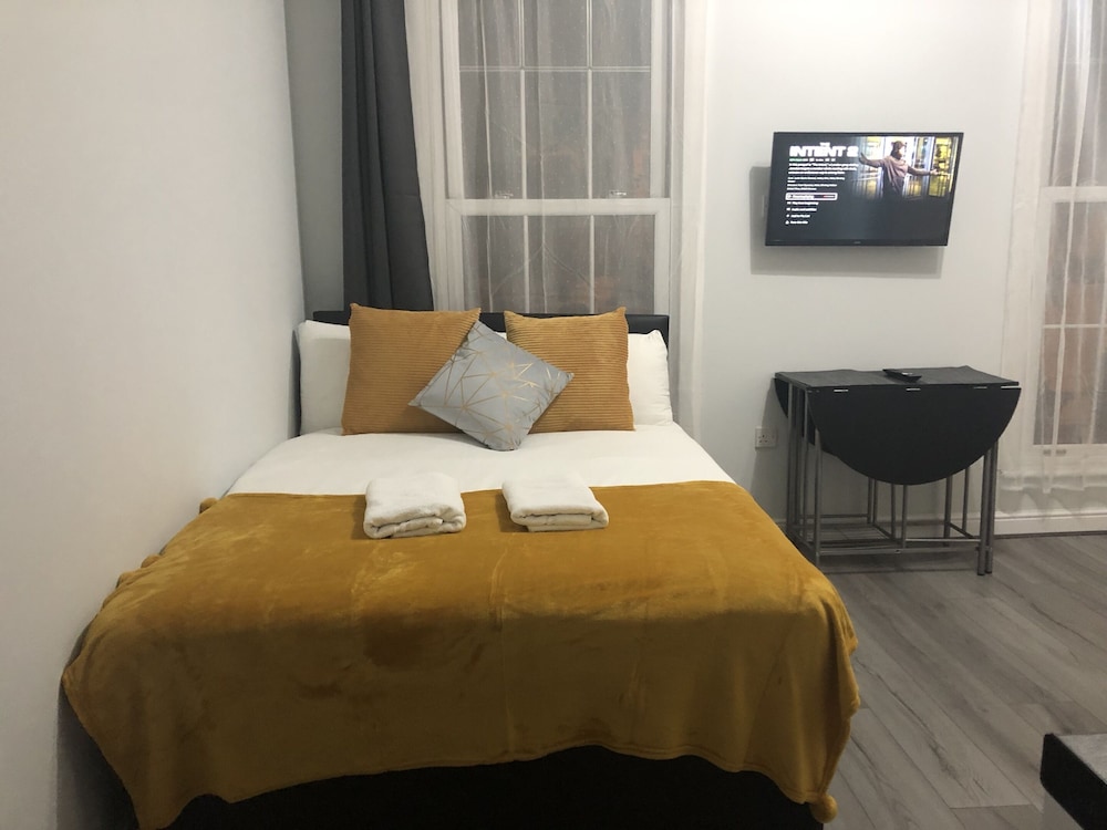 London City Gate Kings Cross St Pancras 12/50