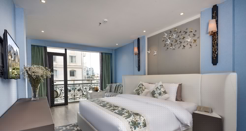 A&EM Saigon Hotel 37/77