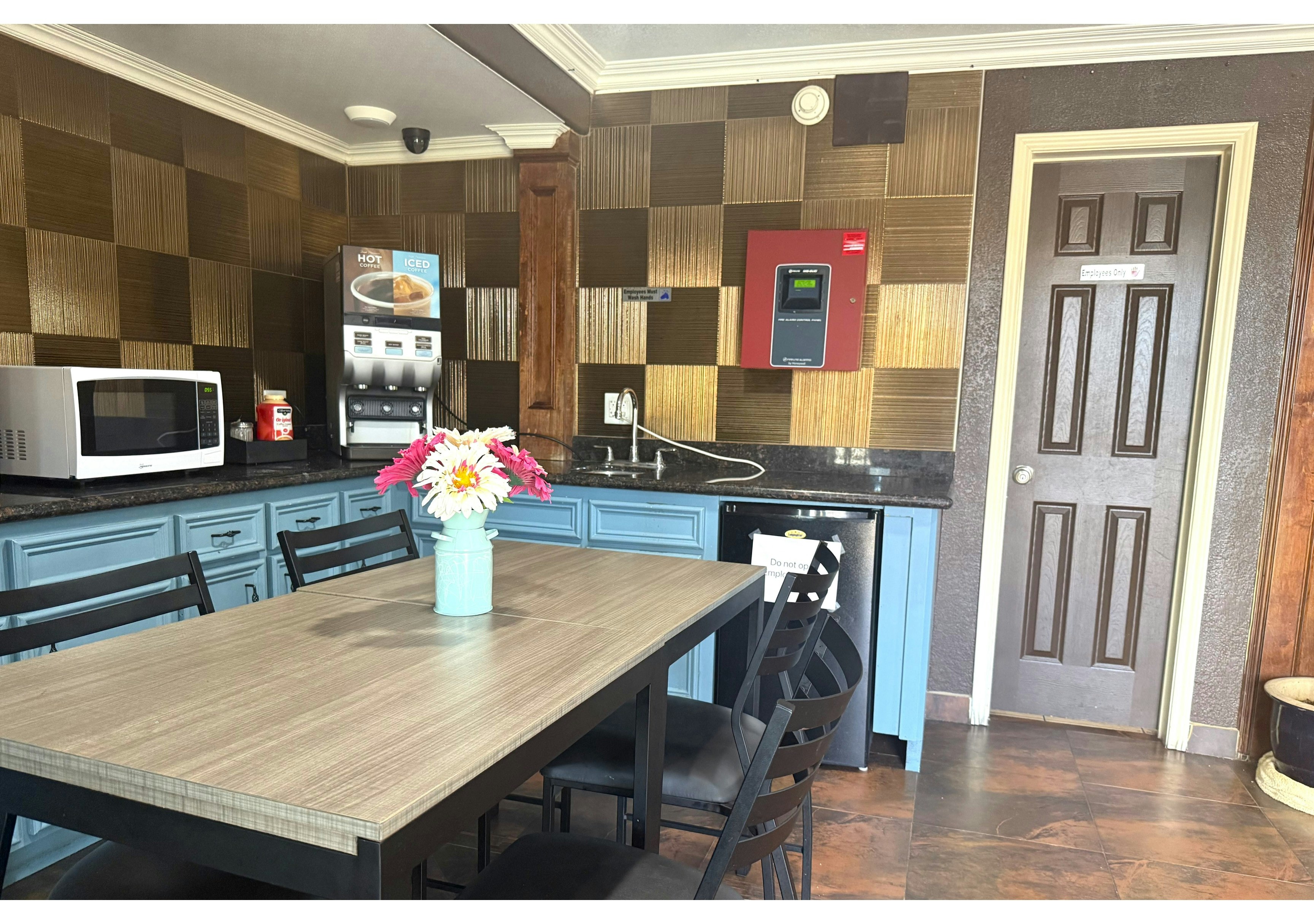 Economy Lodge by Hotel O Texas City 30/42