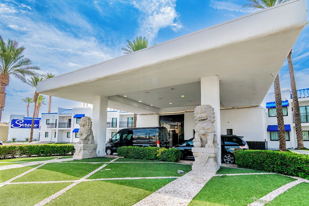 Serene Vegas Boutique Hotel 42/50