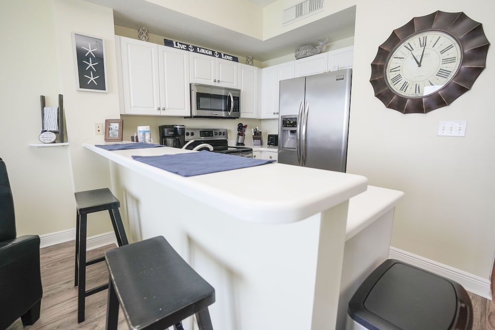 Celadon Beach Resort By Panhandle Getaways 40/50