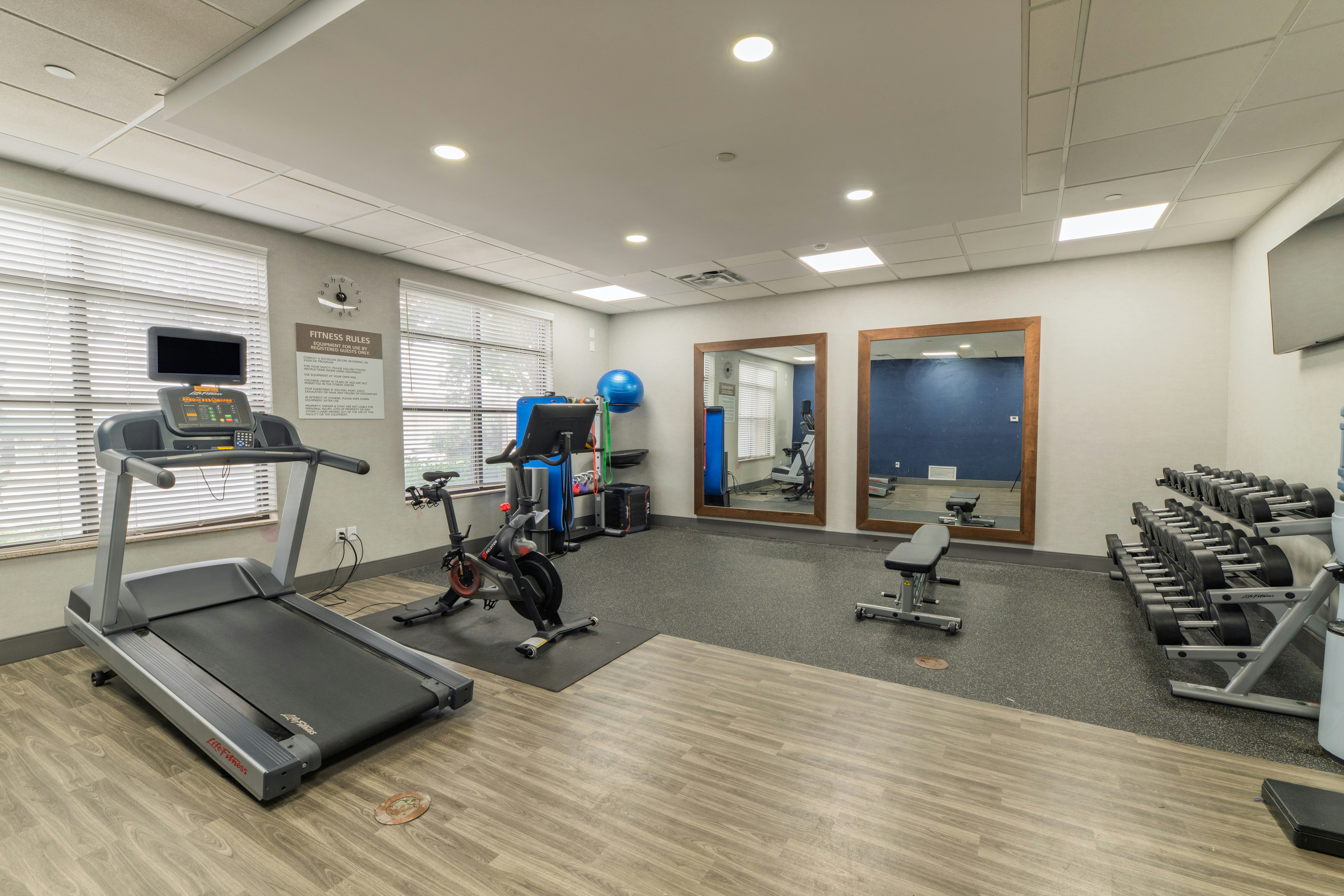 Hampton Inn Suites Florence Downtown 15/30