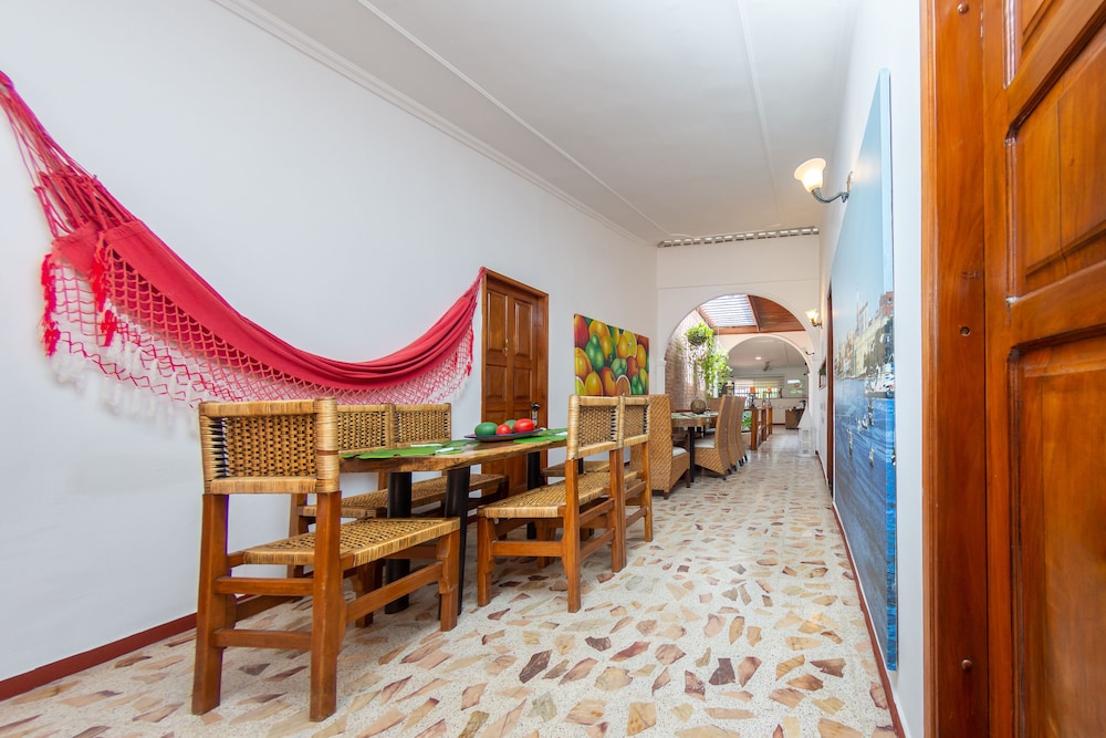 Hotel Ayenda Casa Cano 1805 26/33