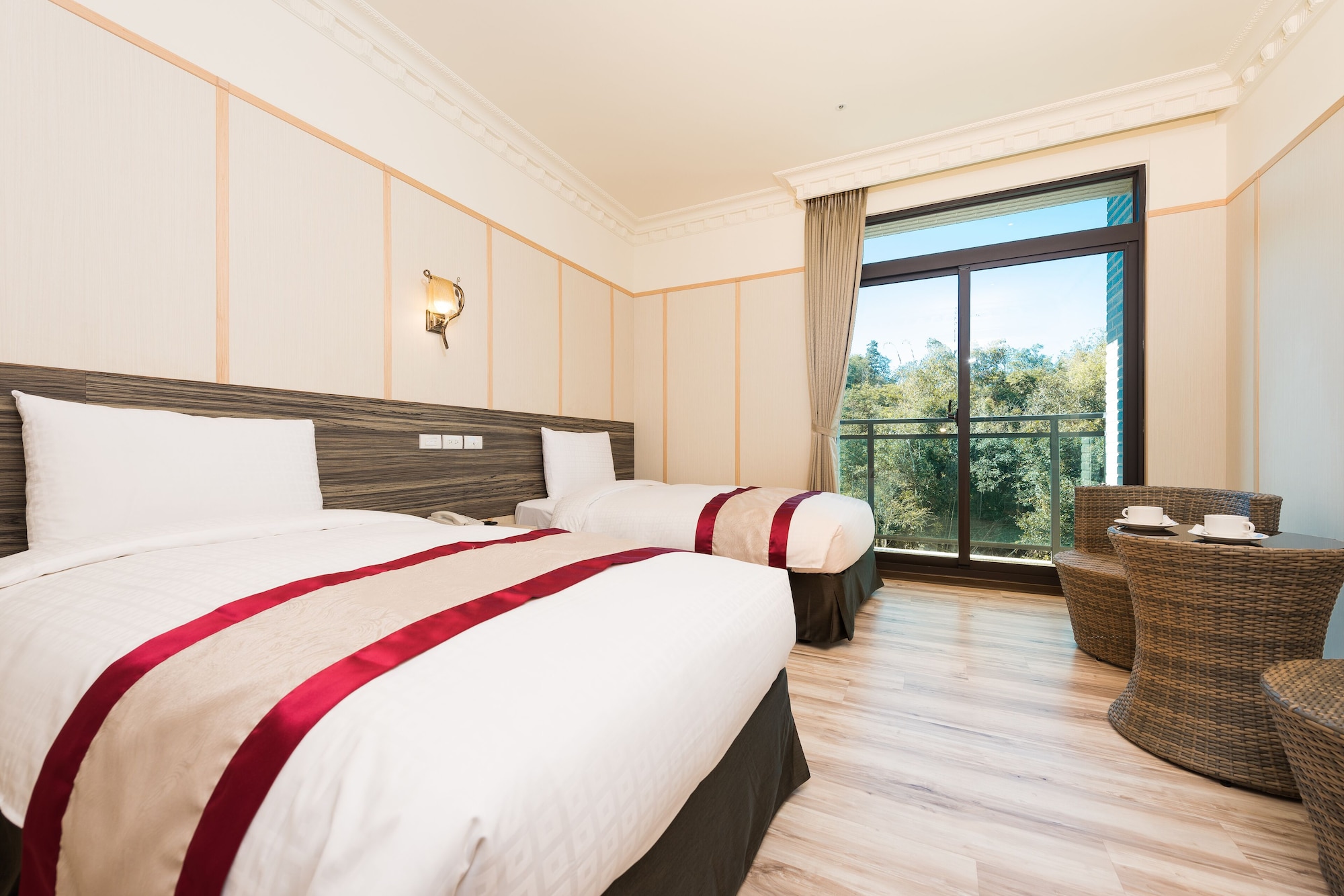 TRADITIONAL, TWIN BEDS