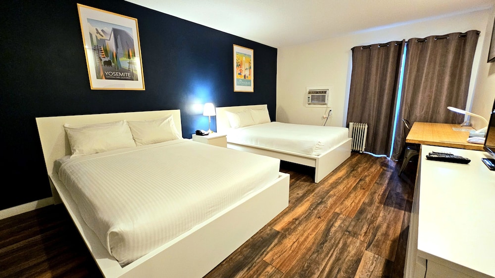 Cloud 9 Inn 16/72