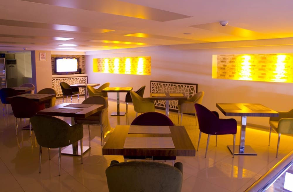Aygoren Otel Denizli 14/17