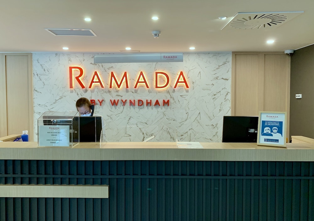 Ramada by Wyndham Valencia Almussafes 5/56