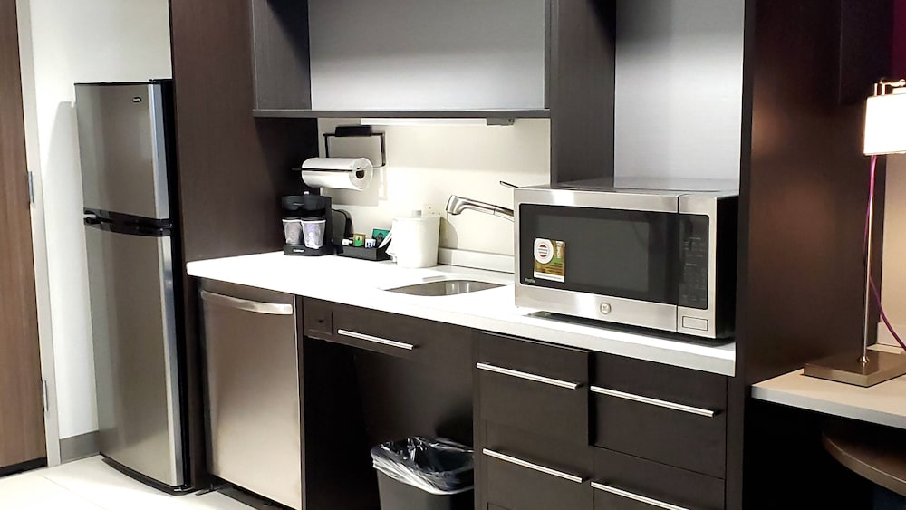 Home2 Suites By Hilton Walpole Foxboro 42/55