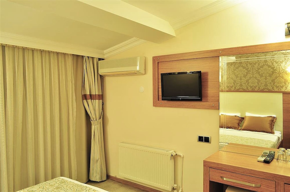 Assos Park Hotel 18/64