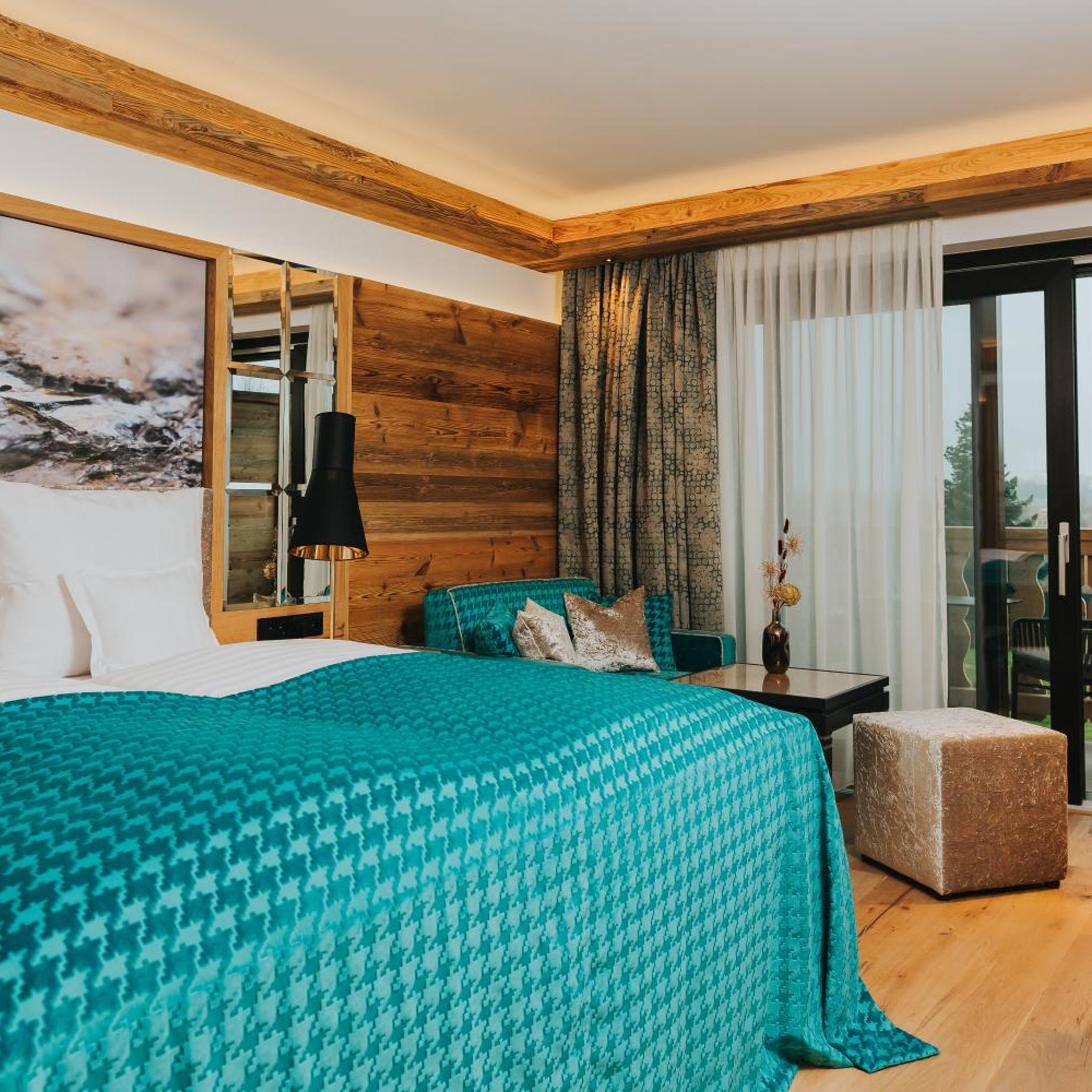 Deluxe, Double Bed, Bathtub