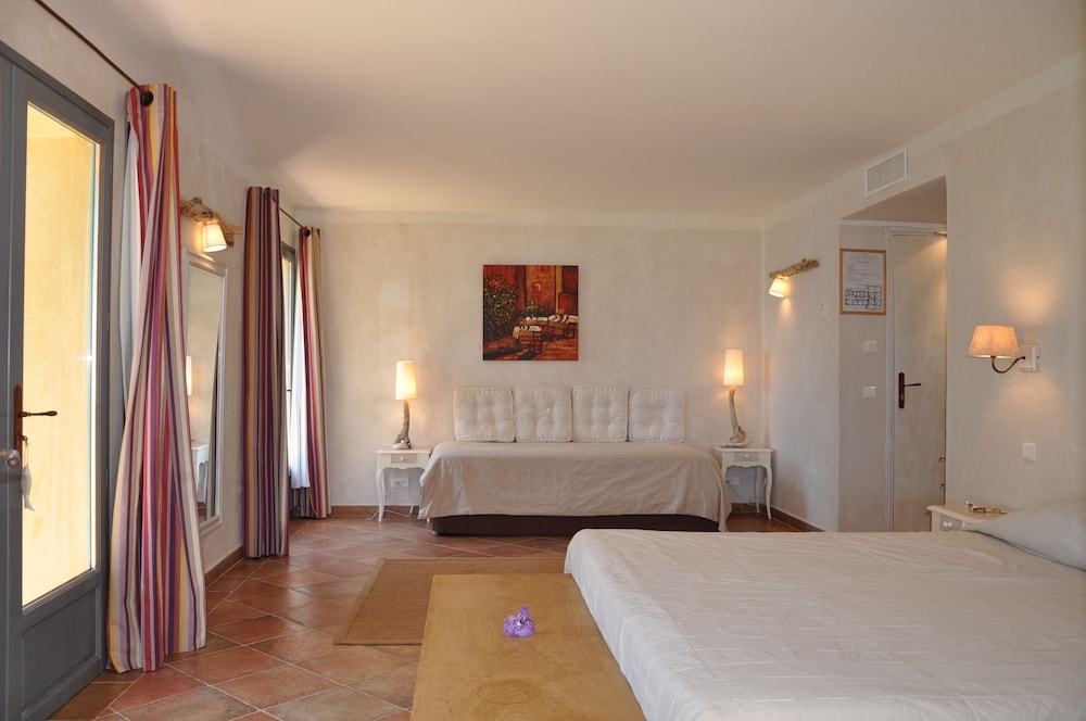 Le Goeland Hotel 25/70