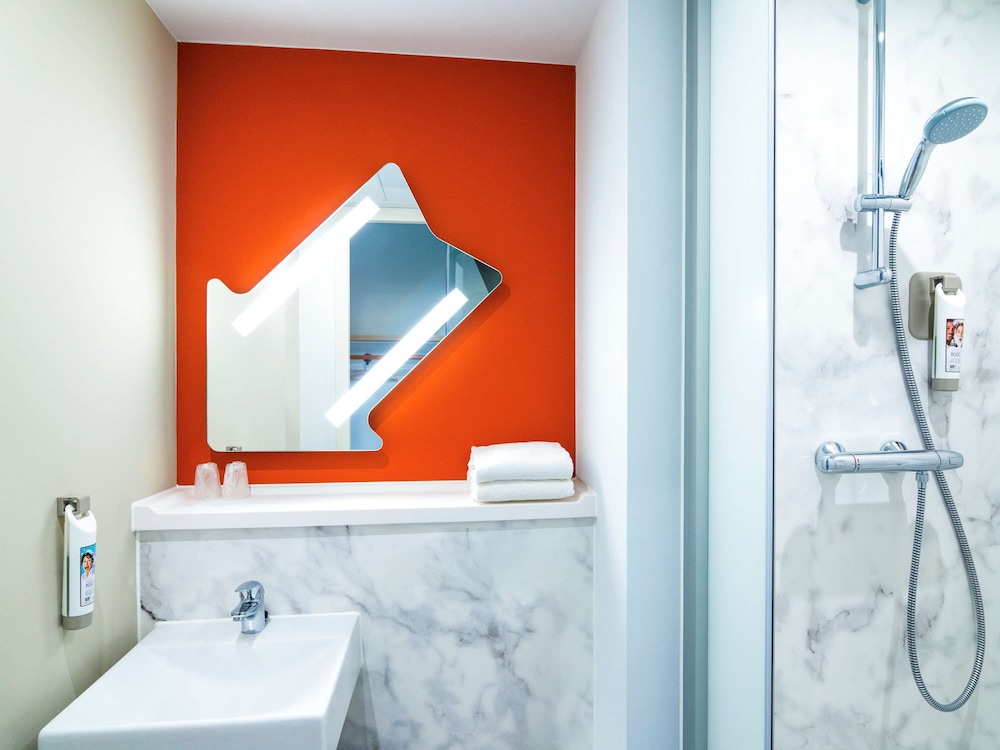 Ibis Budget Rotterdam The Hague Airport 32/35