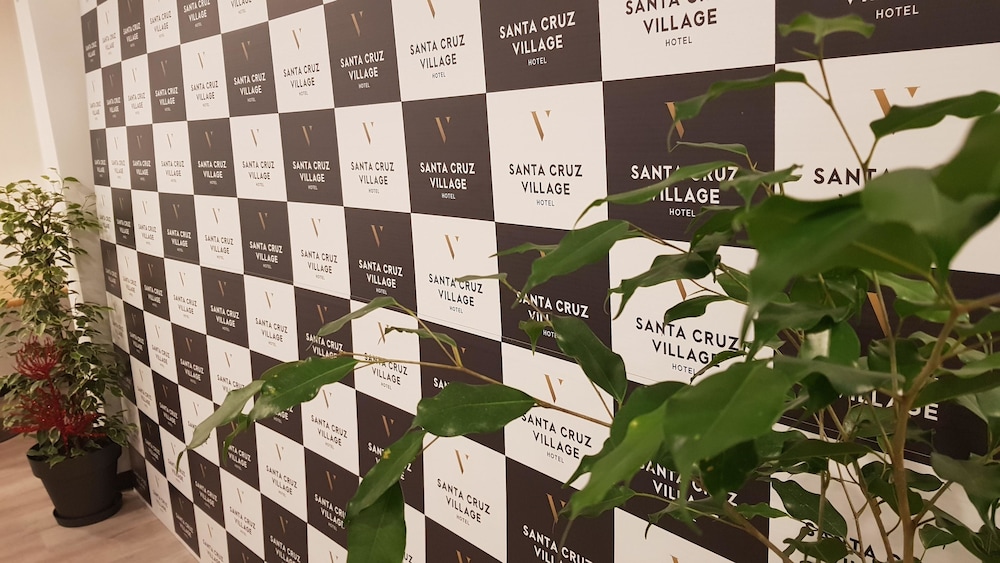 Santa Cruz Village Hotel in SANTA CRUZ-PORTUGAL