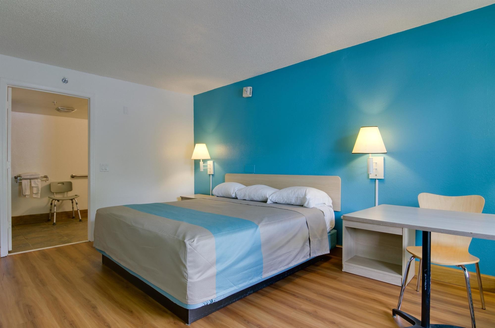 Motel6 Atlanta GA 14/28