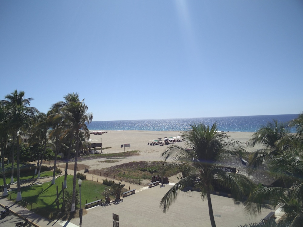 Hotel y Bungalows Acuario 55/60