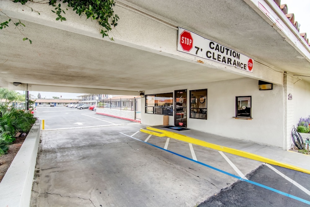 Motel6 Manteca, CA 31/45