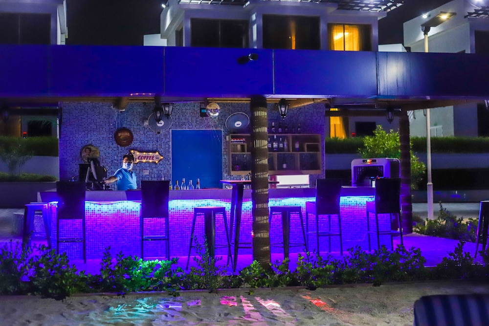 Mirage Bab Al Bahr Beach Hotel 2/44