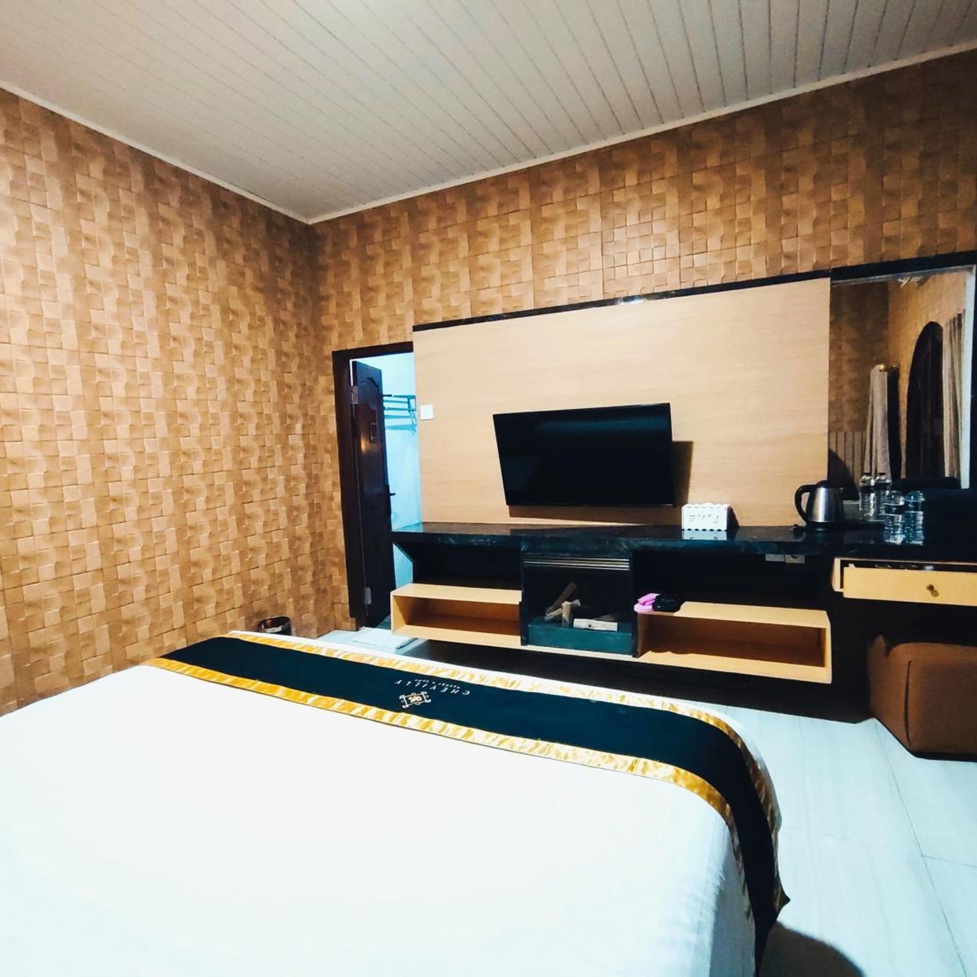 Chevilly Resort And Camp 39/49