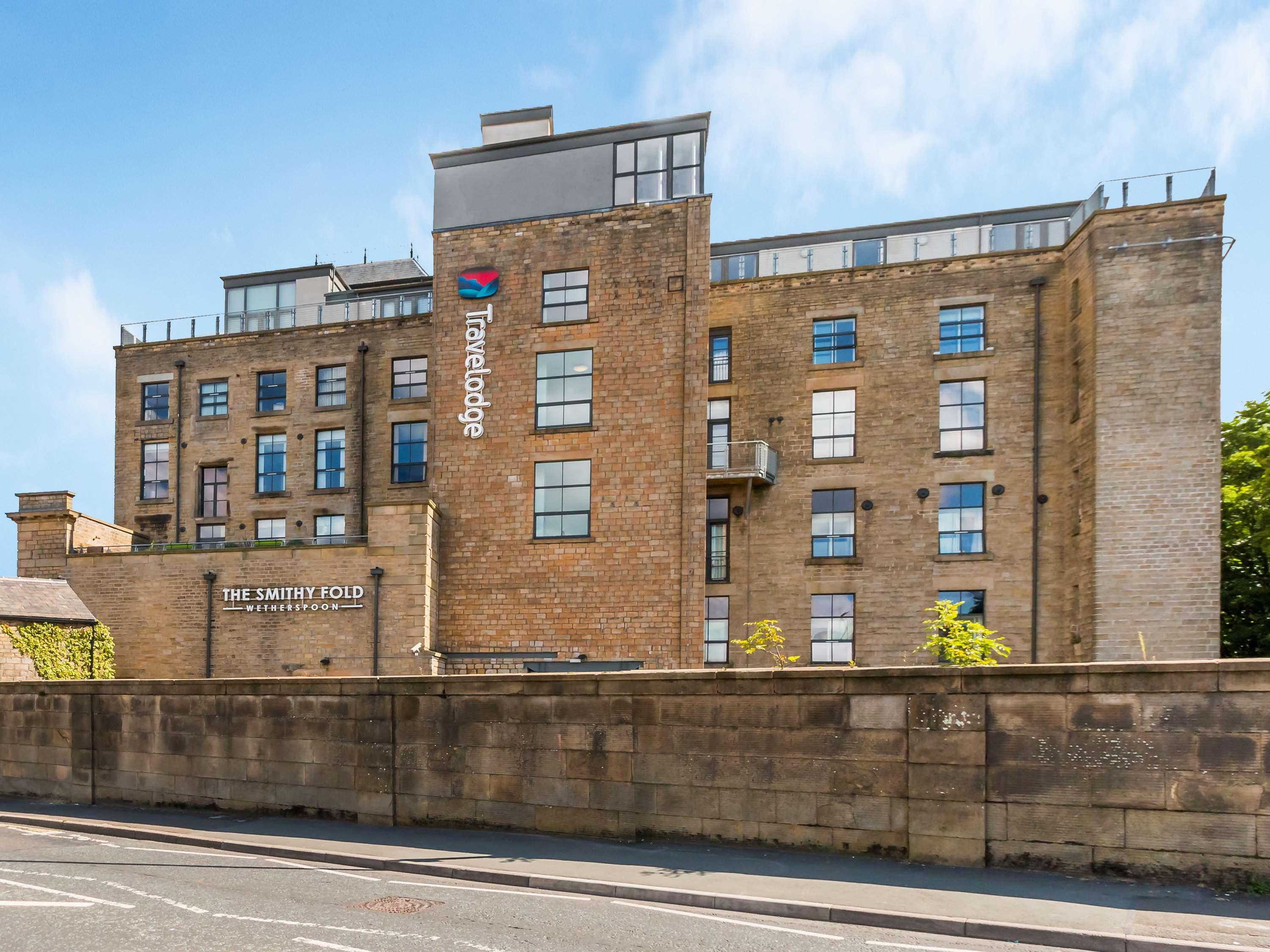 Travelodge Glossop 20/21