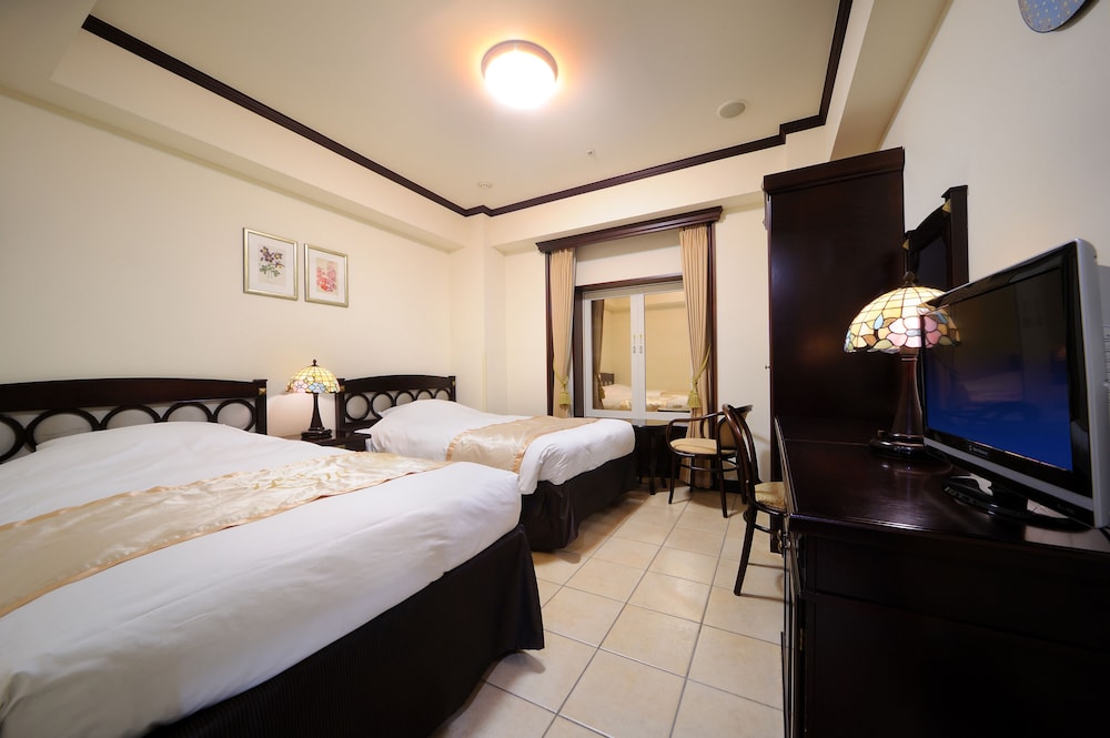 Hotel Monterey Sendai 12/59