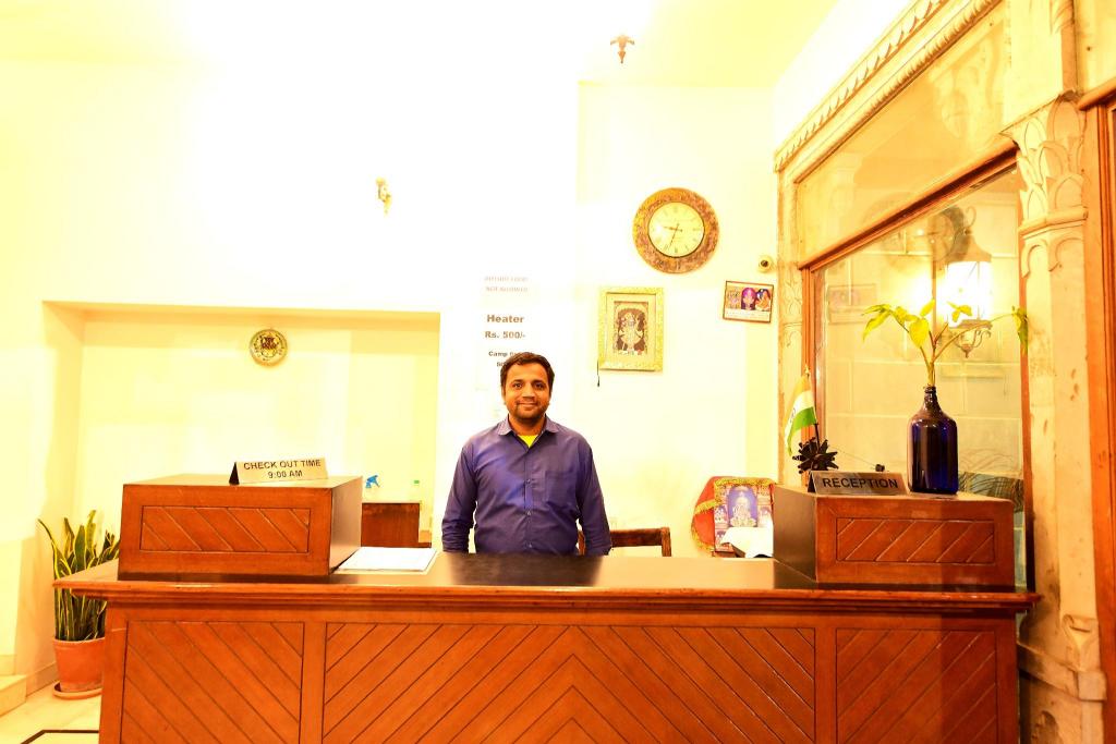 Oyo 6549 Hotel Gorbandh 13/47