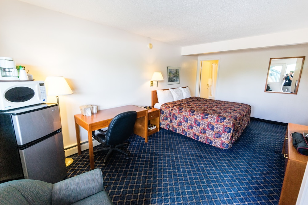 Superlodge Canada Lethbridge 20/31