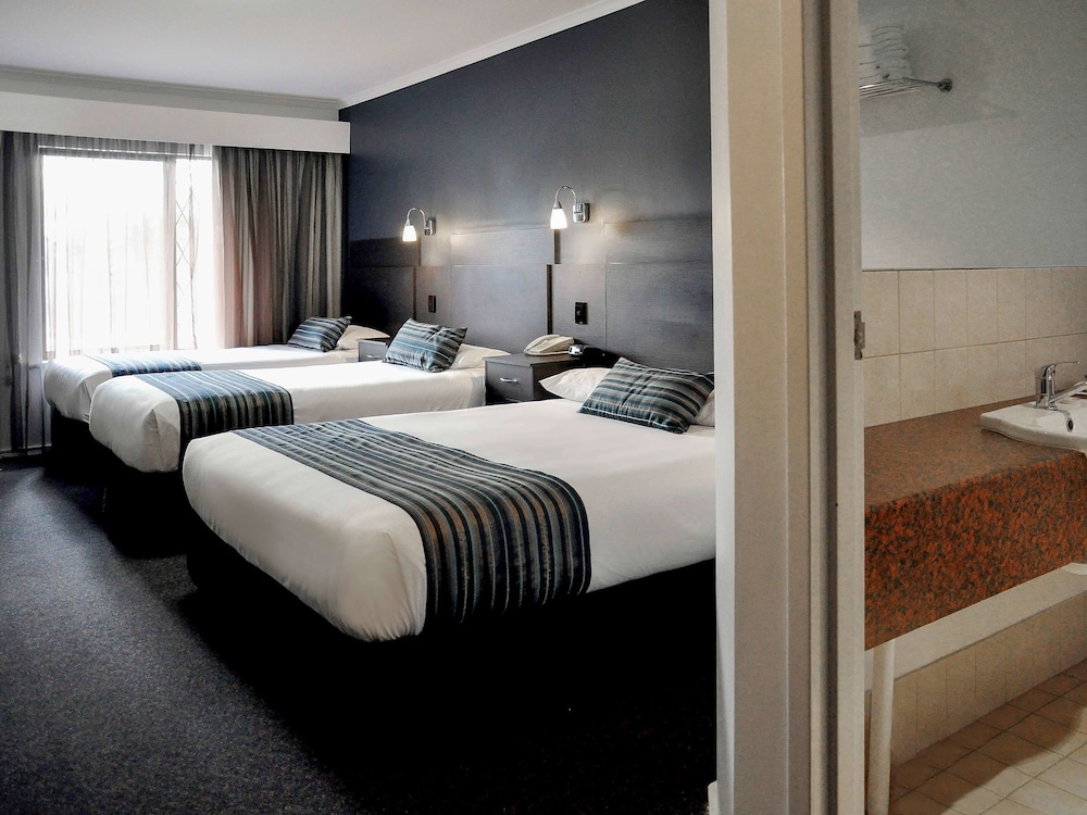 Ibis Styles Adelaide Manor 22/59