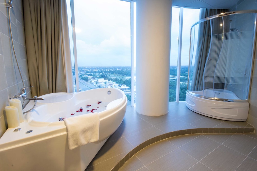 Phu My Harbour Hotel 27/57