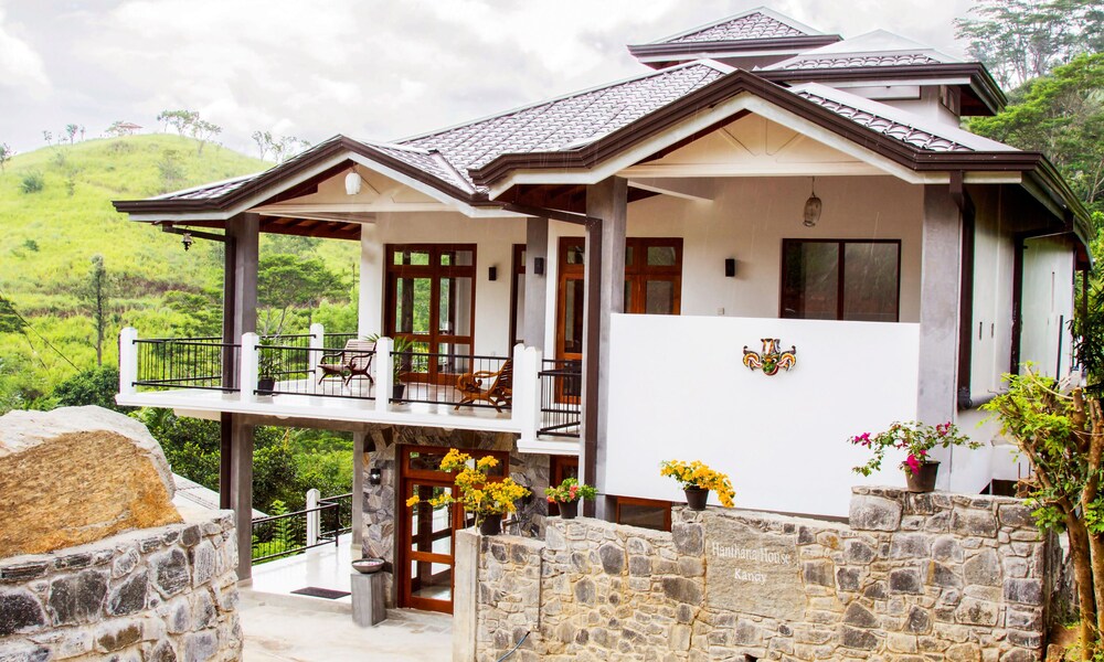 Hanthana House 7/72