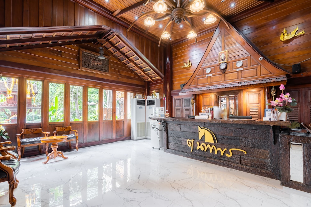True Siam Phayathai Hotel 4/65