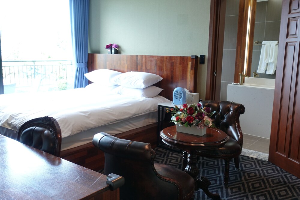 The Jun Pension Jeju 26/42
