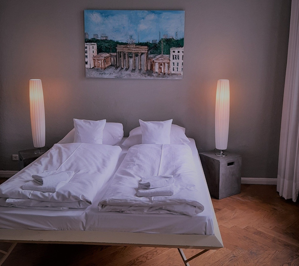 Arthotel Connection 25/50