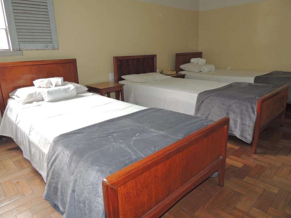 ROOM, TRIPLE, 3 BEDS