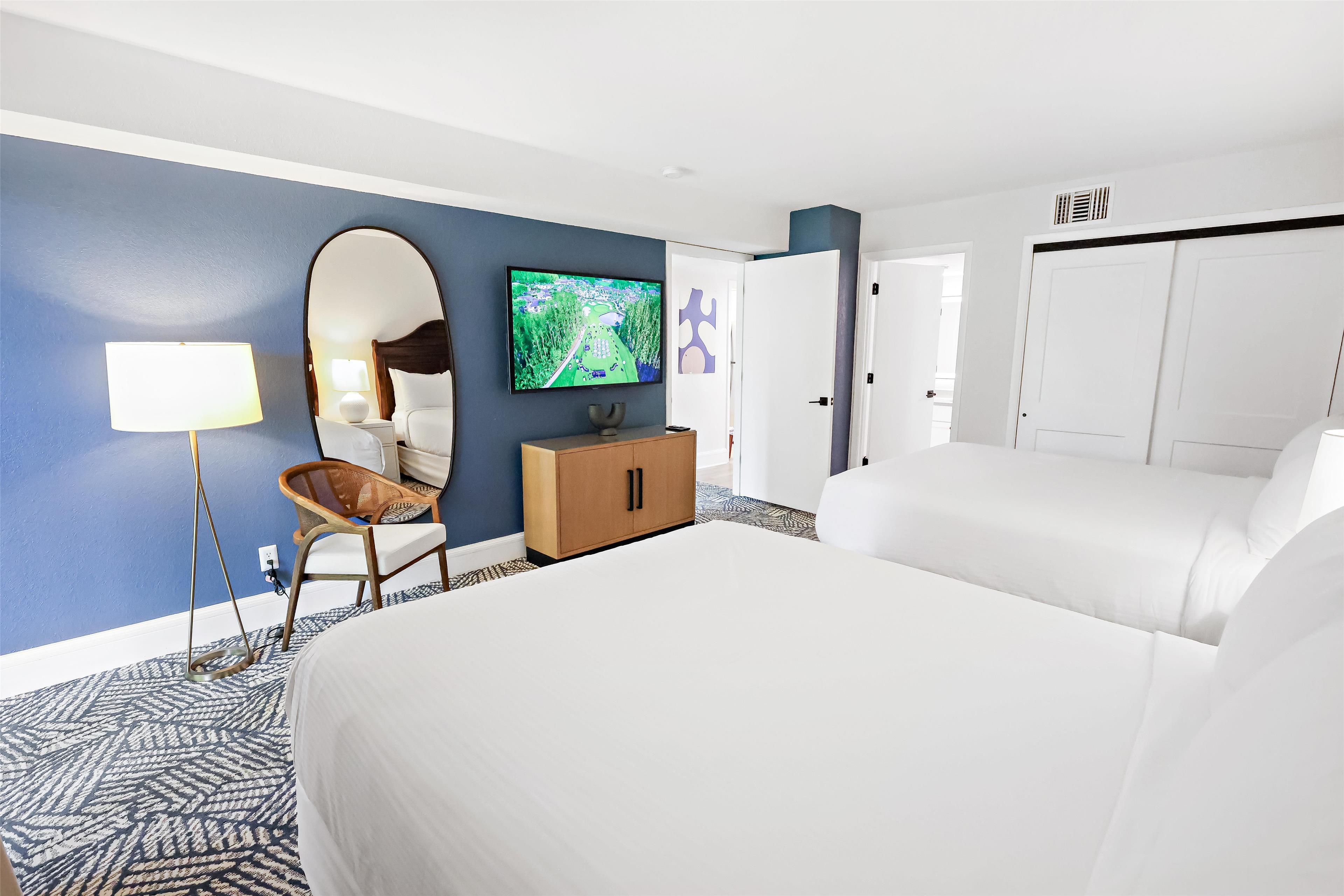 RENOVATED, 2 BEDROOMS, SUITE, QUEEN AND TWIN BEDS