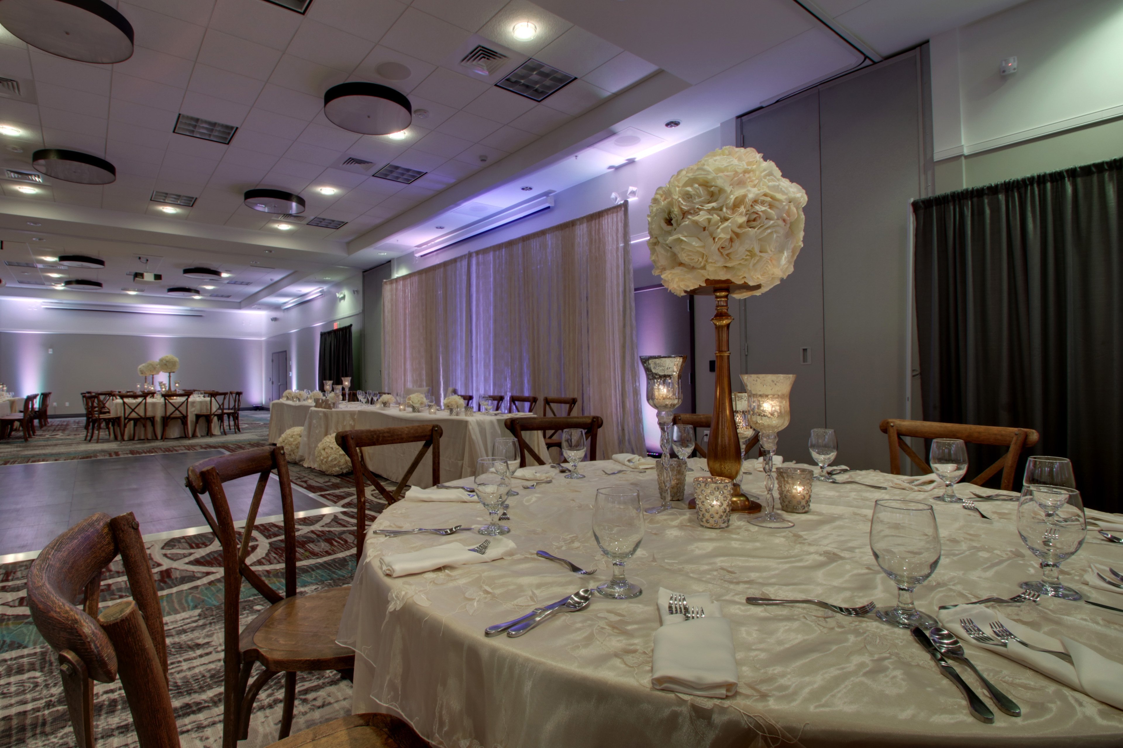 Holiday Inn Peoria At Grand Prairie 49/75