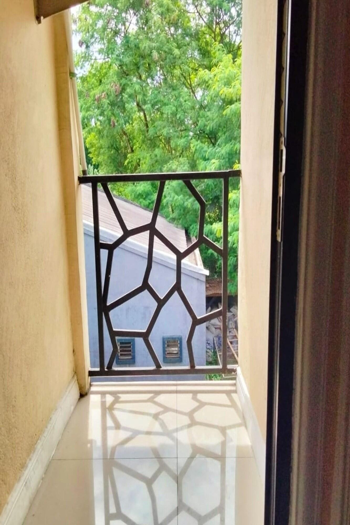 Pondok Sabaraya Haji Juanda Cikampek Purwakarta 25/50