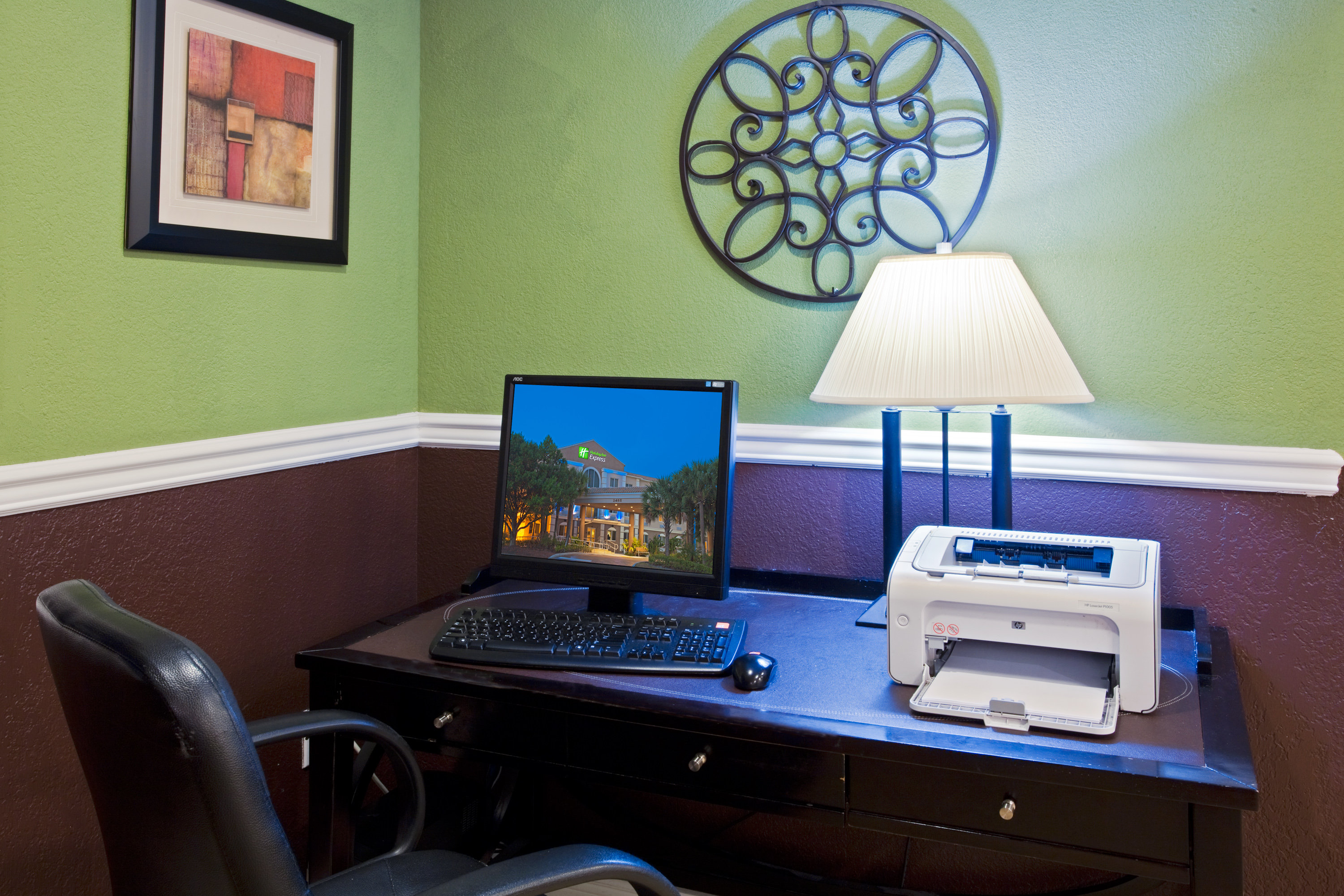 Holiday Inn Express West Palm Beach Metrocentre 68/74