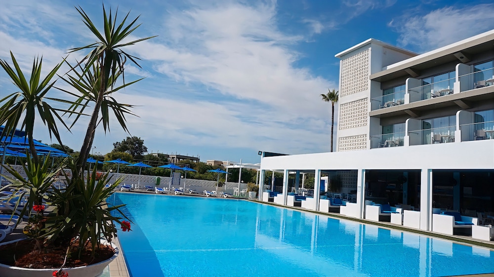 Sveltos Hotel 17/88