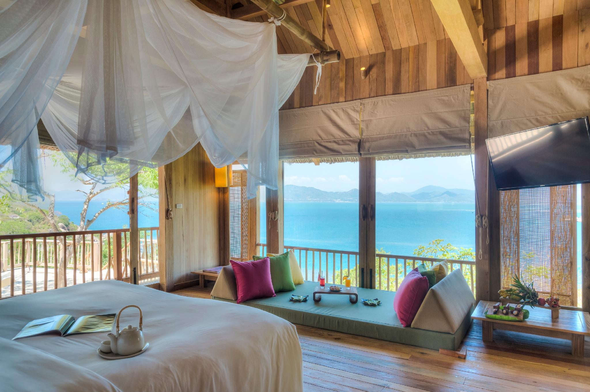 3 Bedrooms, Hilltop, Villa, 3 King Beds, Private Pool