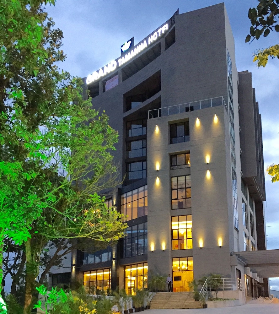Grand Tamanna Hotel 1/45