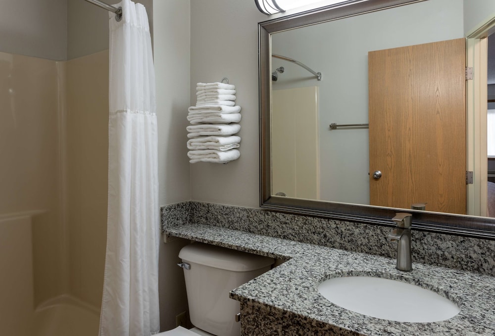Grandstay Hotel Suites 47/50
