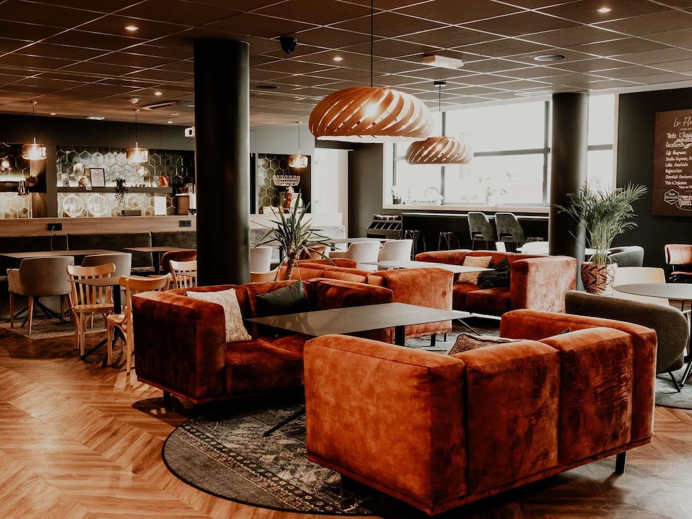 Mercure Valenciennes Centre 41/75