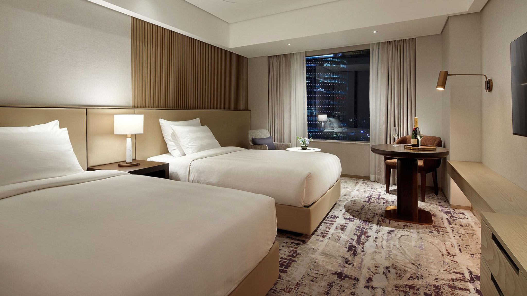 Lotte Hotel World 25/67