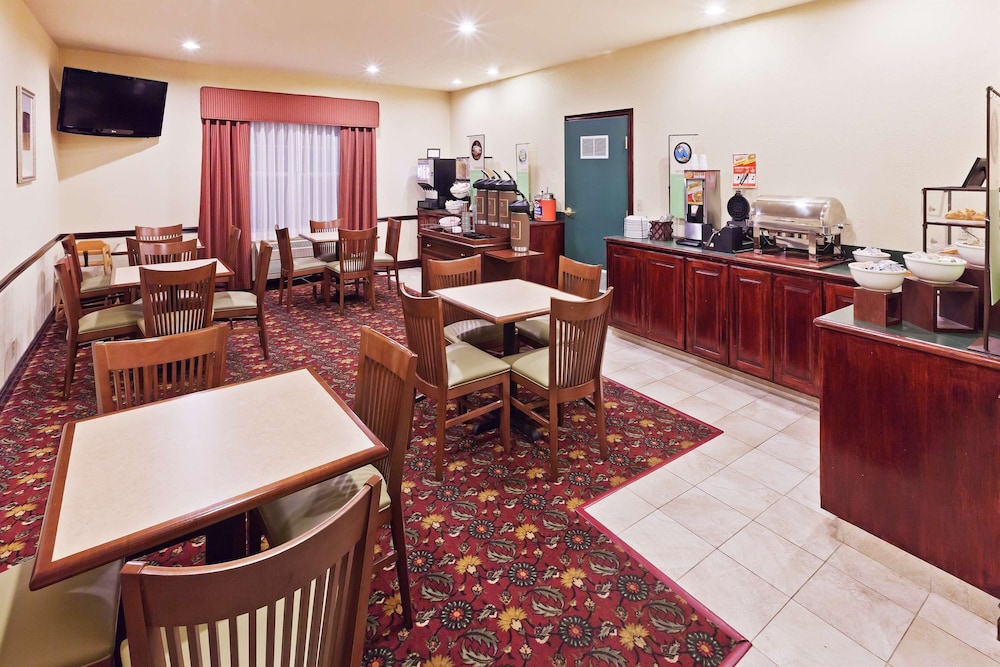 Country Inn and Suites By Radisson Tulsa OK 14/16